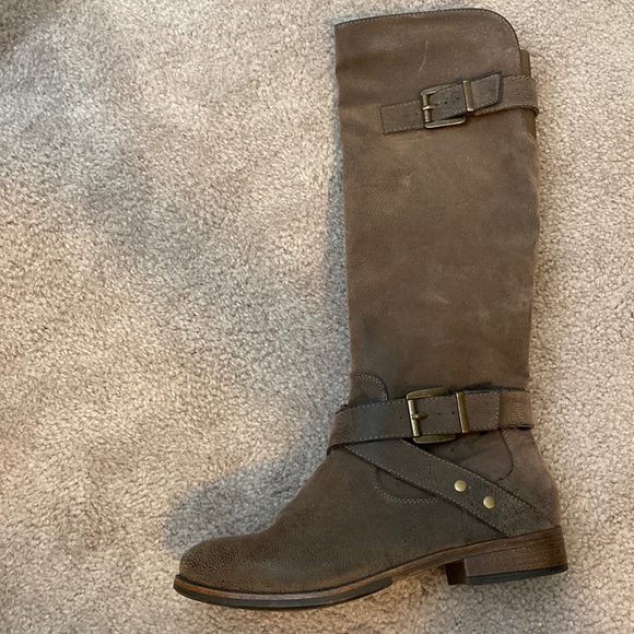 Crown Vintage distressed boots - Picture 1 of 2